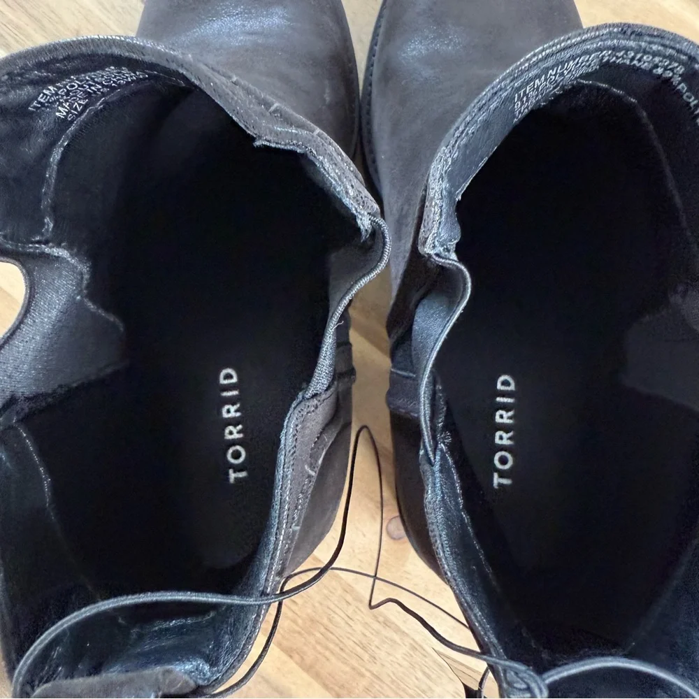 New Torrid Lug Heeled Chelsea Bootie Womens Size 13 - Picture 5 of 8